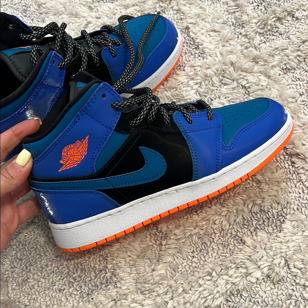 Air Jordan 1 Mid "Racer Blue" sneakers